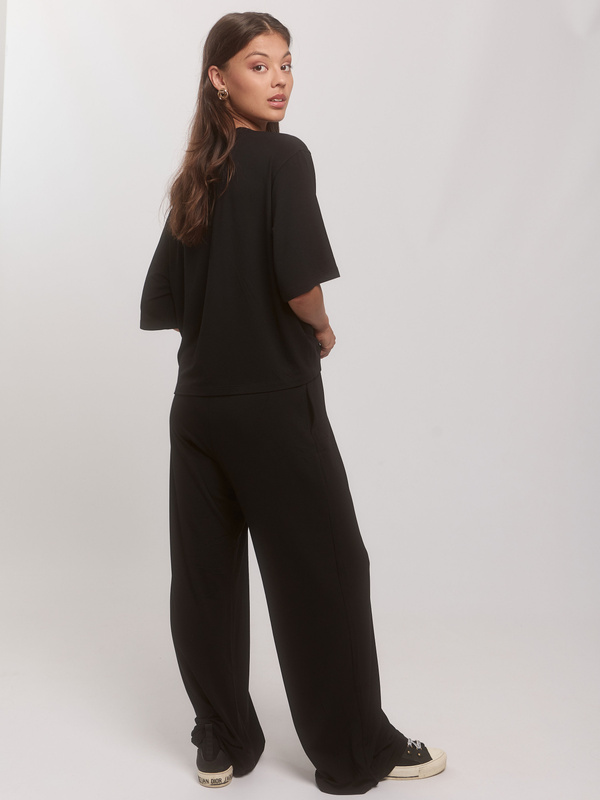 Komplet damski oversize z wiskozy – czarny zestaw CALMA