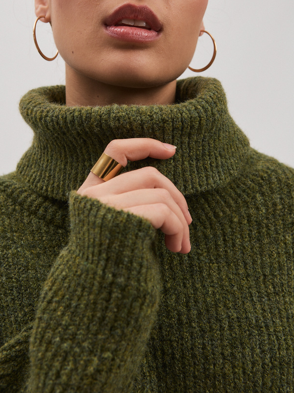 Golf damski wełniany AURA – khaki