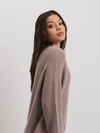 Sweter damski z alpaki i wełny taupe MARE