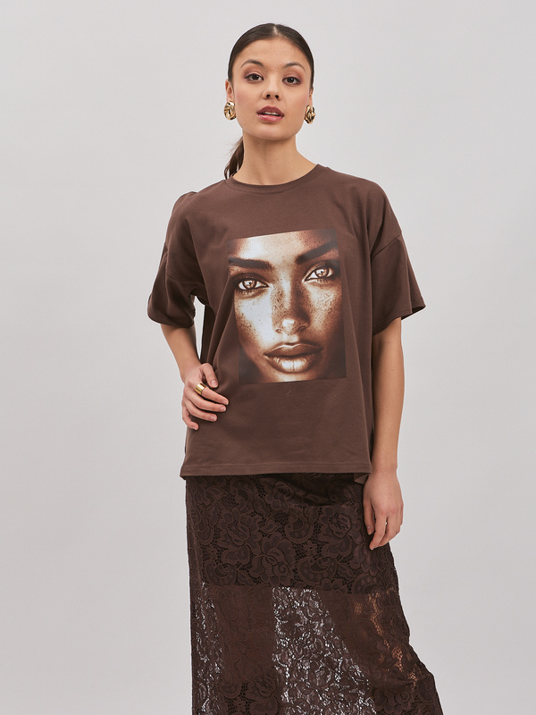 T-shirt damski FEMME – brązowy