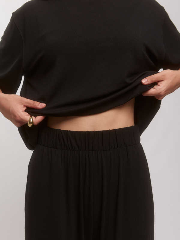 Komplet damski oversize z wiskozy – czarny zestaw CALMA