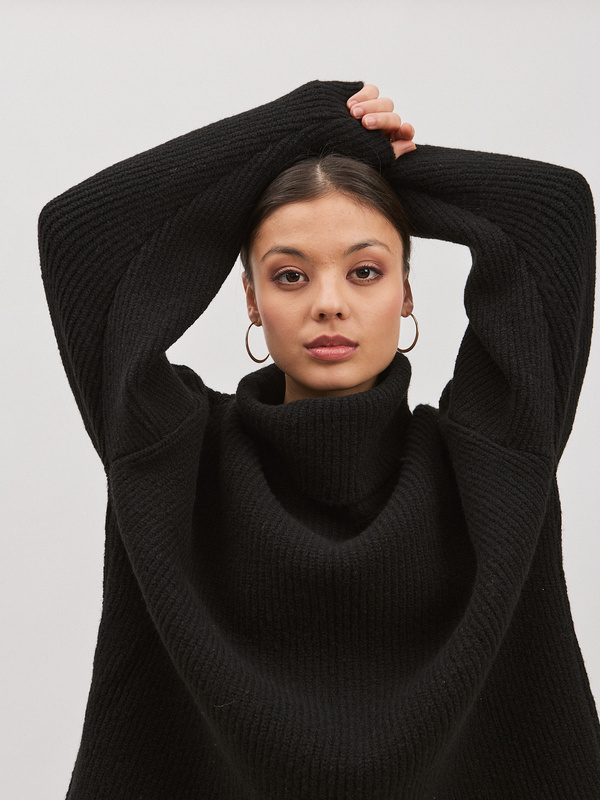 Golf damski wełniany AURA – czarny