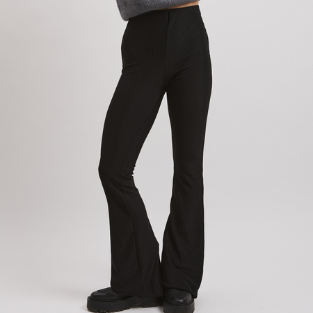 Legginsy dzwony ARIA – czarne