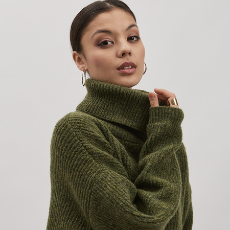 Golf damski wełniany AURA – khaki